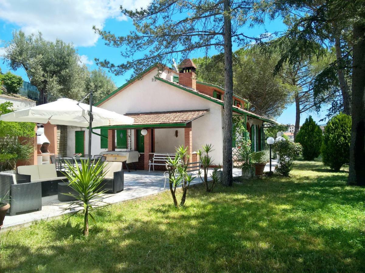 I Pini House Villa Magione Exteriör bild